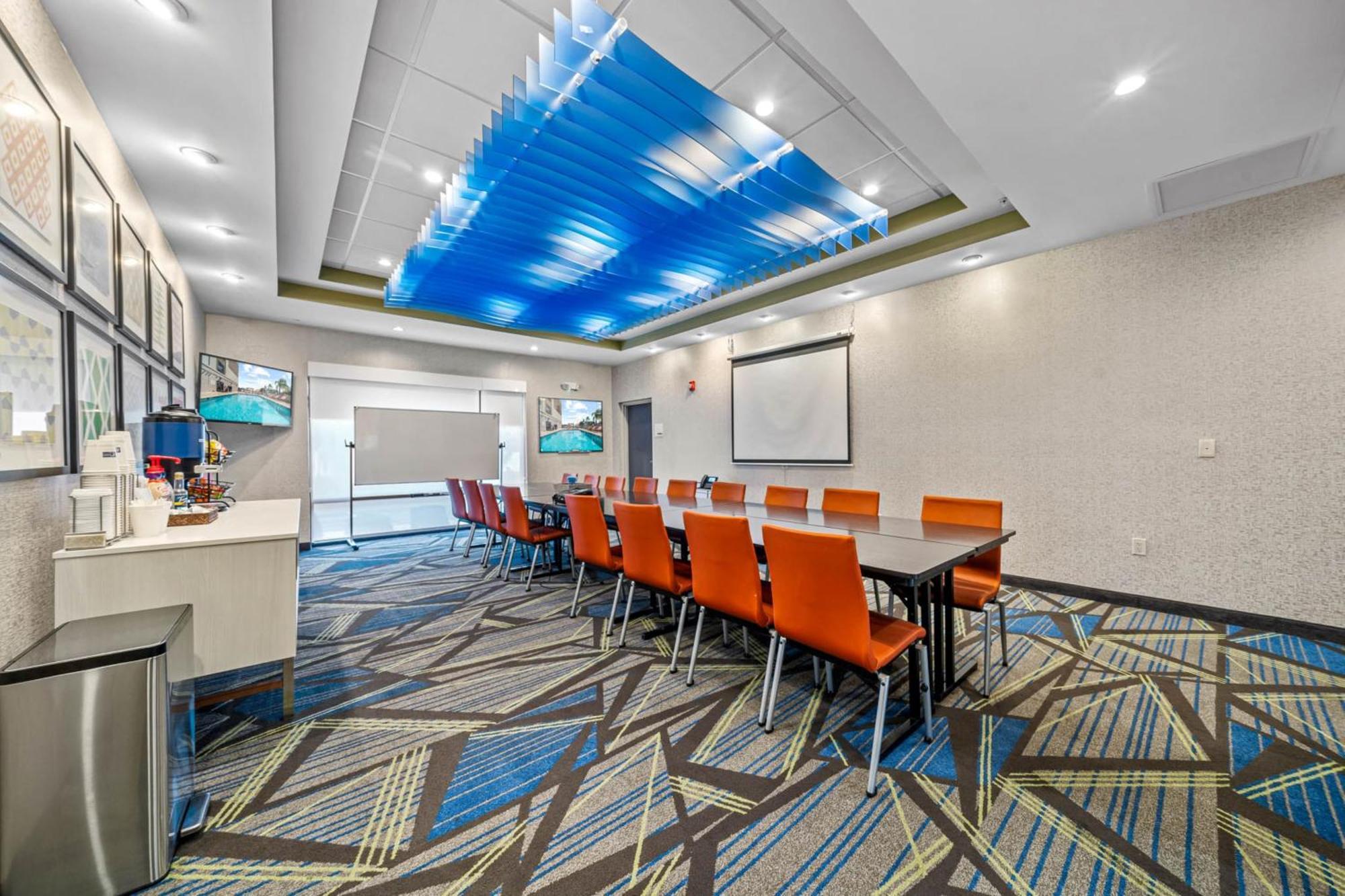 Holiday Inn Express & Suites Lakeland South, An Ihg Hotel Bagian luar foto