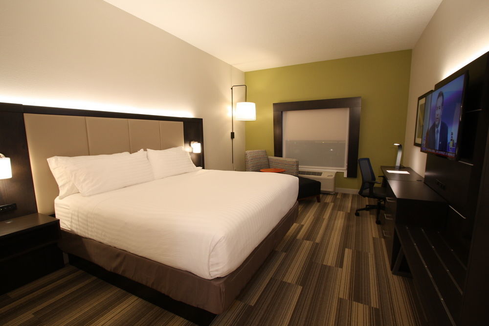 Holiday Inn Express & Suites Lakeland South, An Ihg Hotel Bagian luar foto